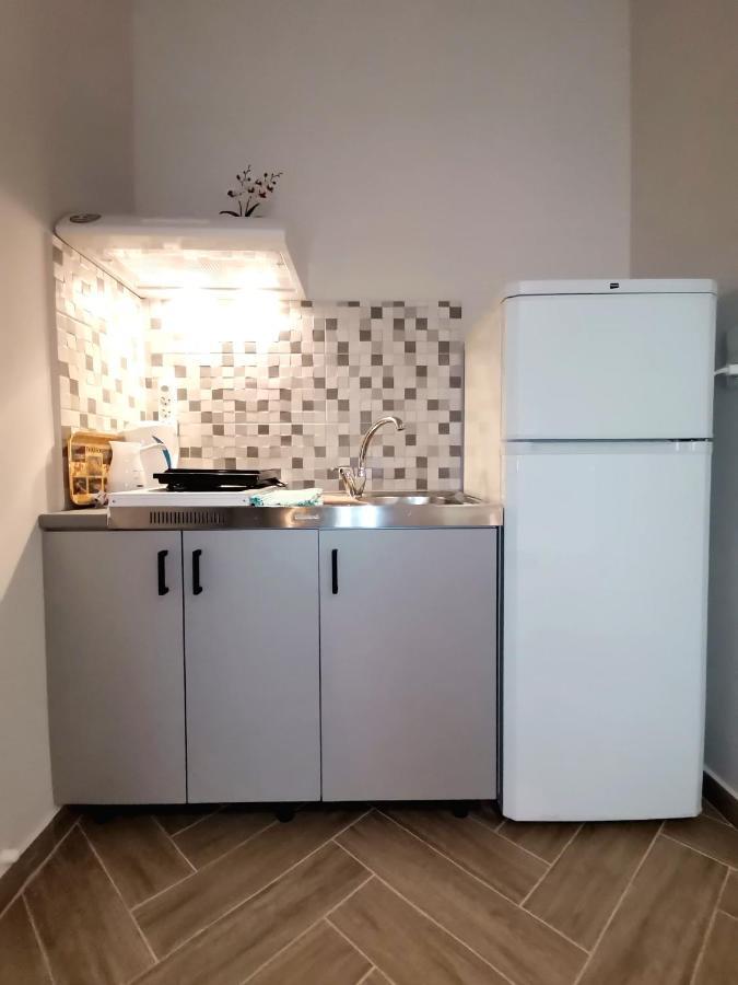 Studios Lia Adults Only -Fully Renovated 크리시 아모우디아 외부 사진