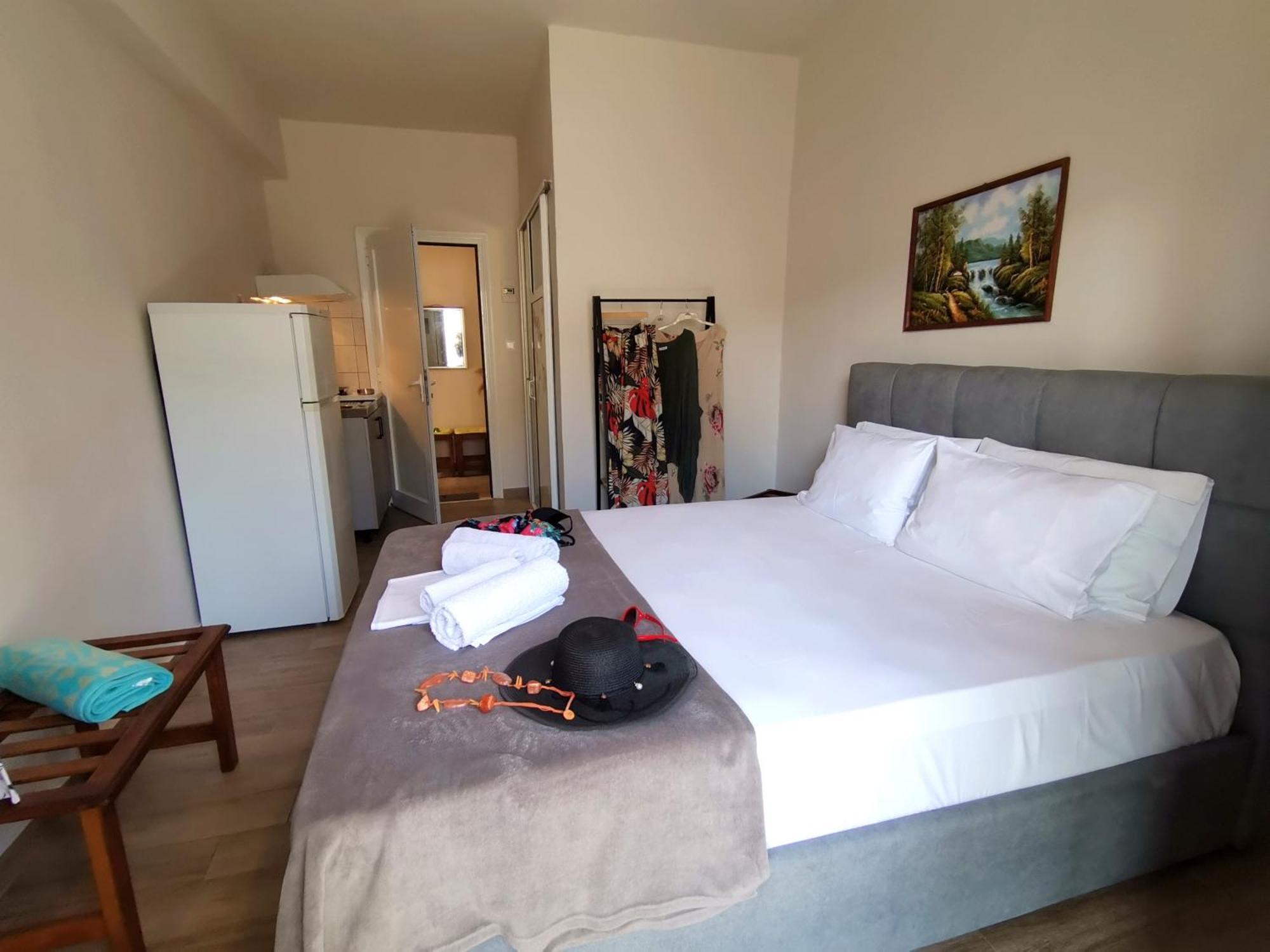 Studios Lia Adults Only -Fully Renovated 크리시 아모우디아 외부 사진