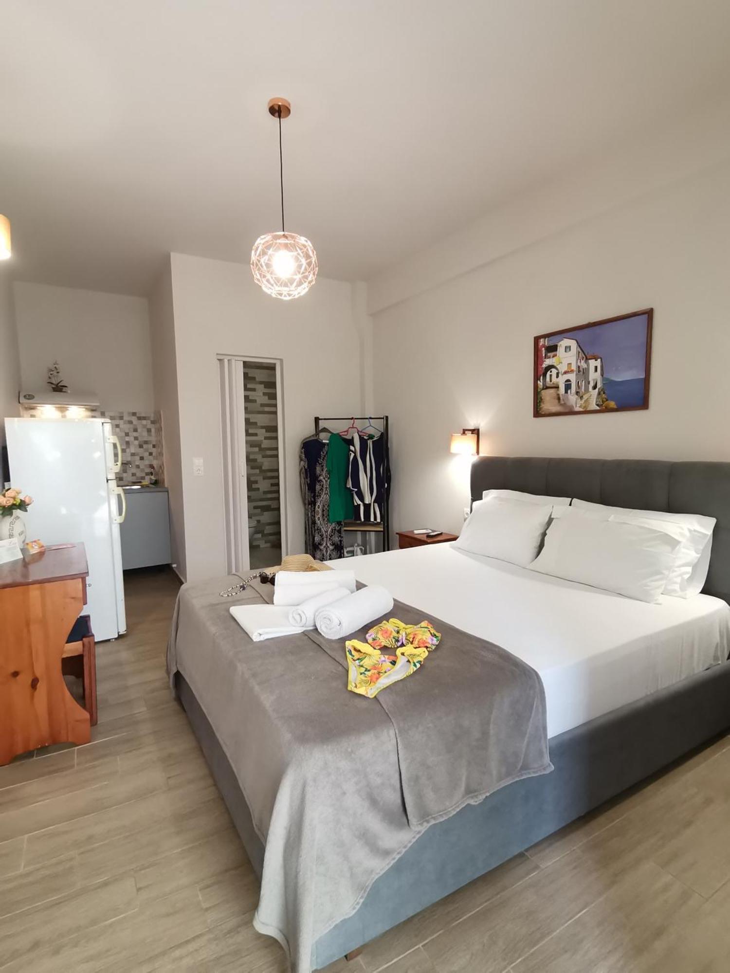 Studios Lia Adults Only -Fully Renovated 크리시 아모우디아 외부 사진